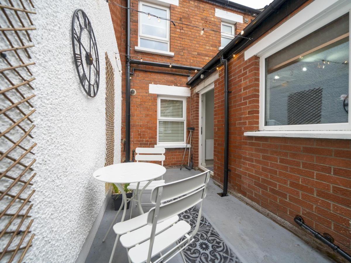 Pass The Keys 58 Lw Ave Stunning 2Br Terrace Top Location Lots Nearby Belfast Eksteriør billede